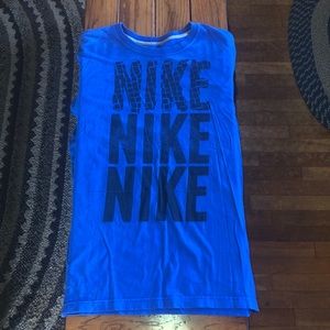 Nike T-shirt